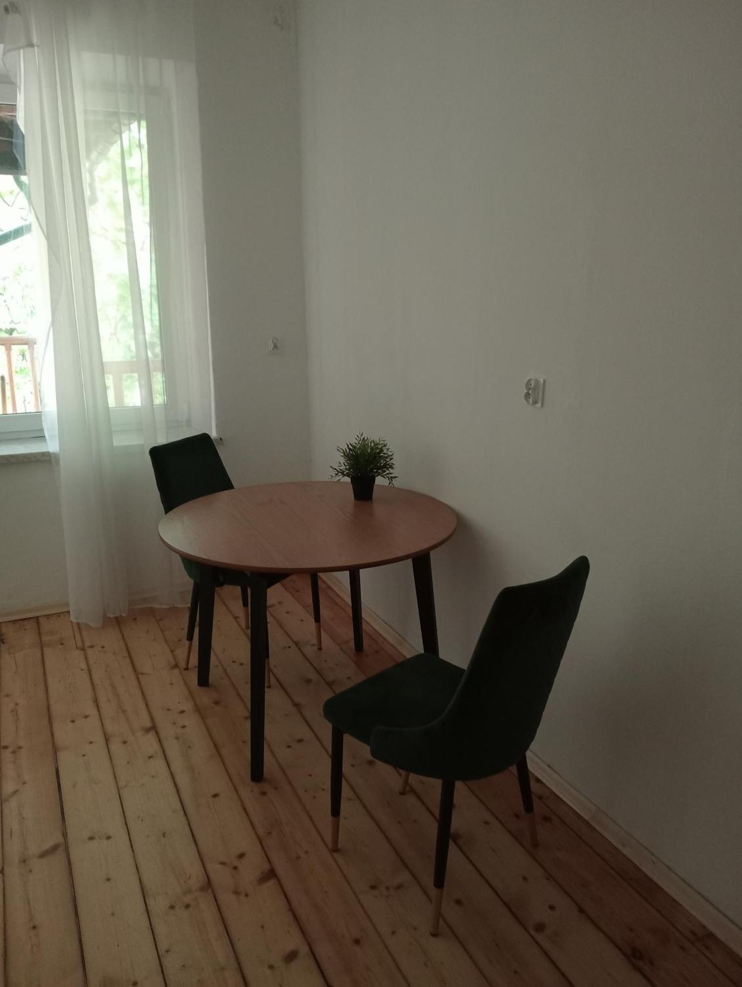 Apartament Central Station Batorego Krakow Bagian luar foto