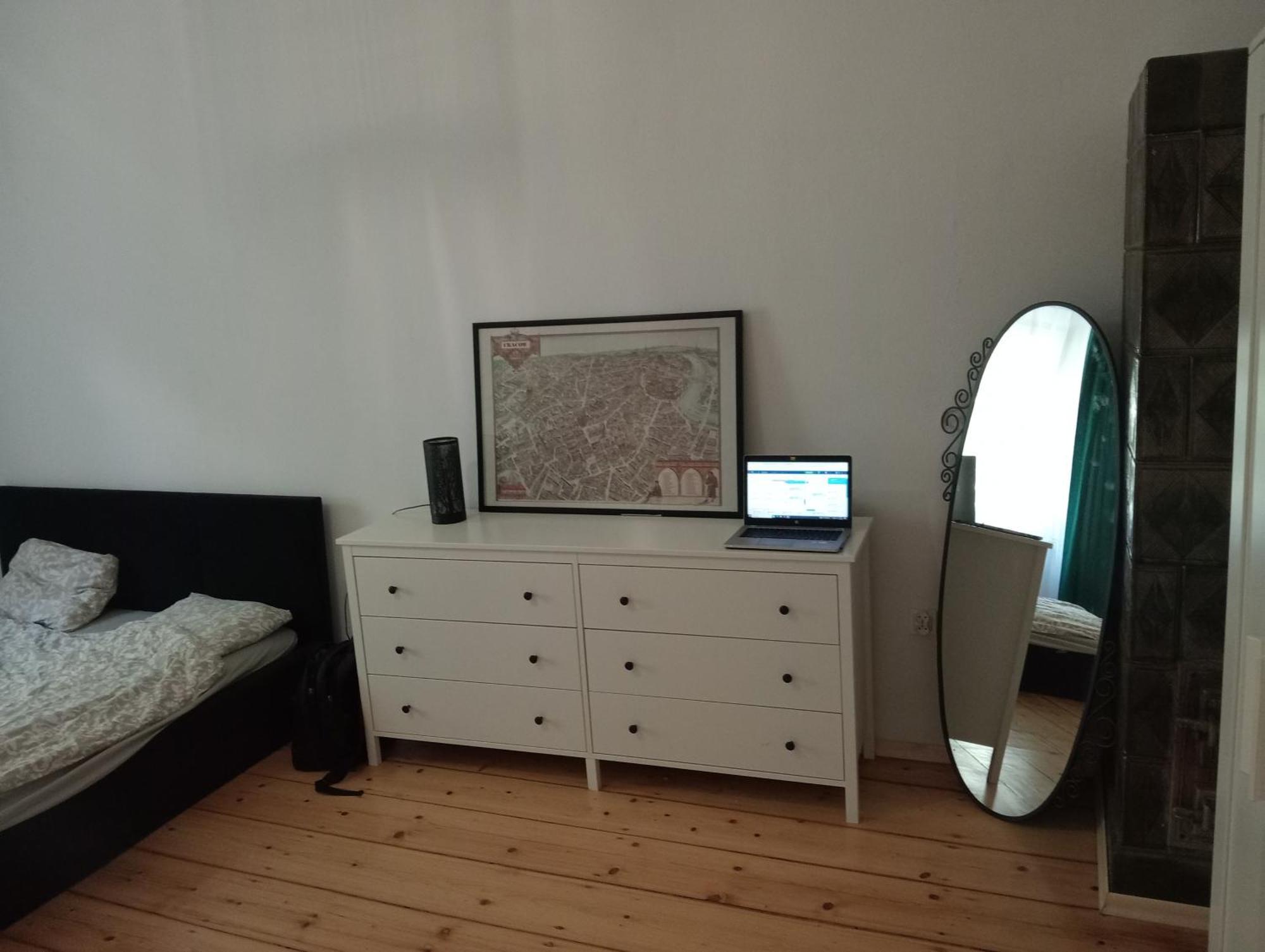 Apartament Central Station Batorego Krakow Bagian luar foto